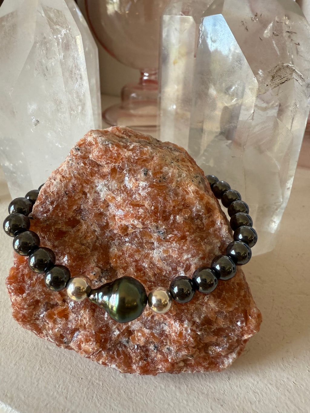 Hematite Pearl Stretch Bracelet