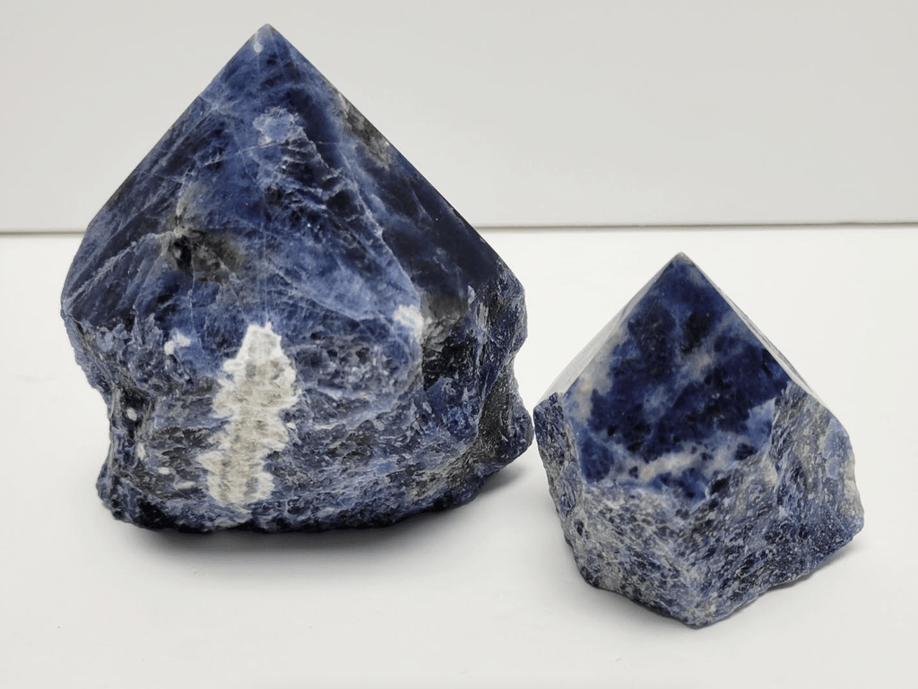 Sodalite Point With Natural Sides - Driftwood Maui & Home By Driftwood
