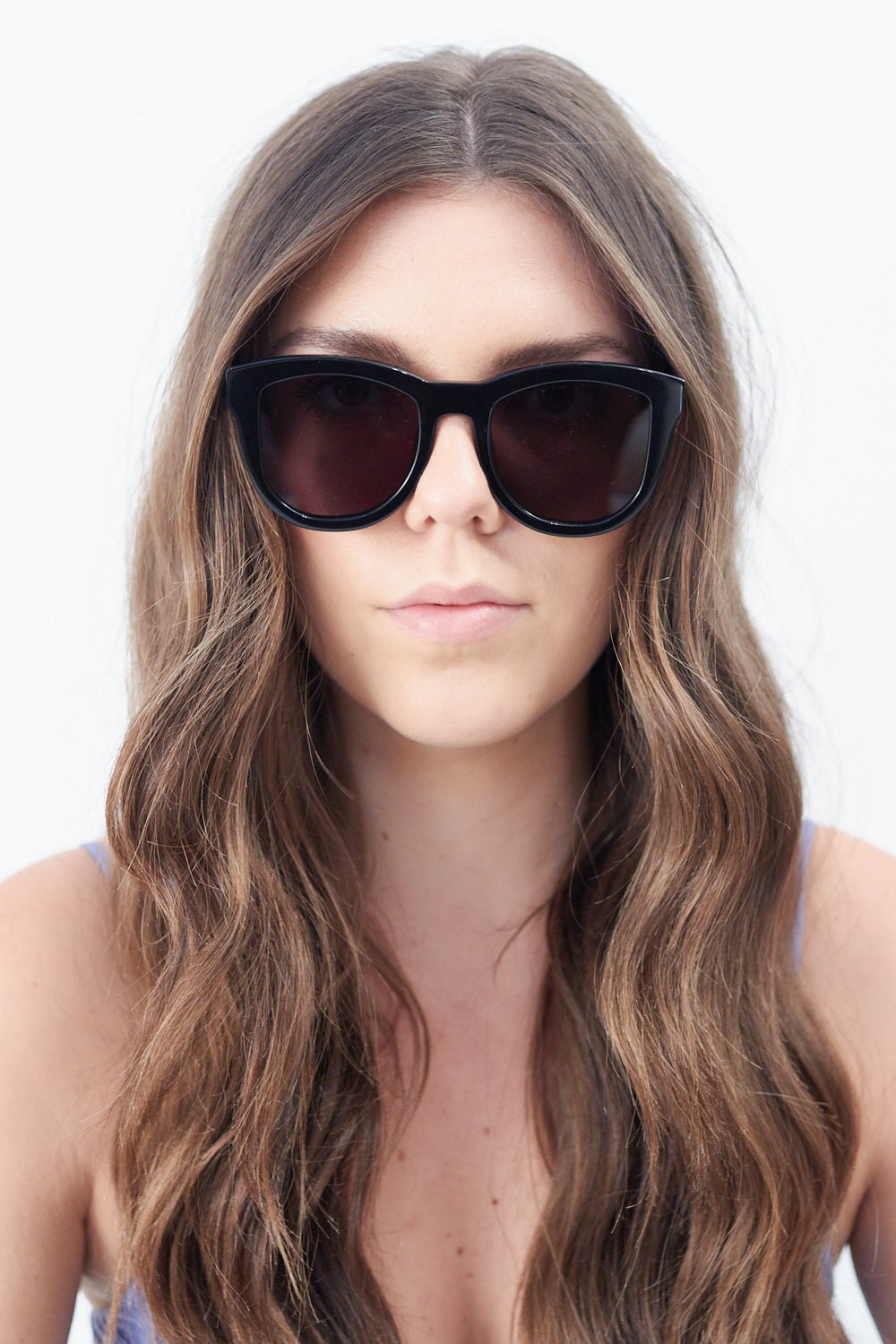 Gloss Black/ Black Gradient Lens