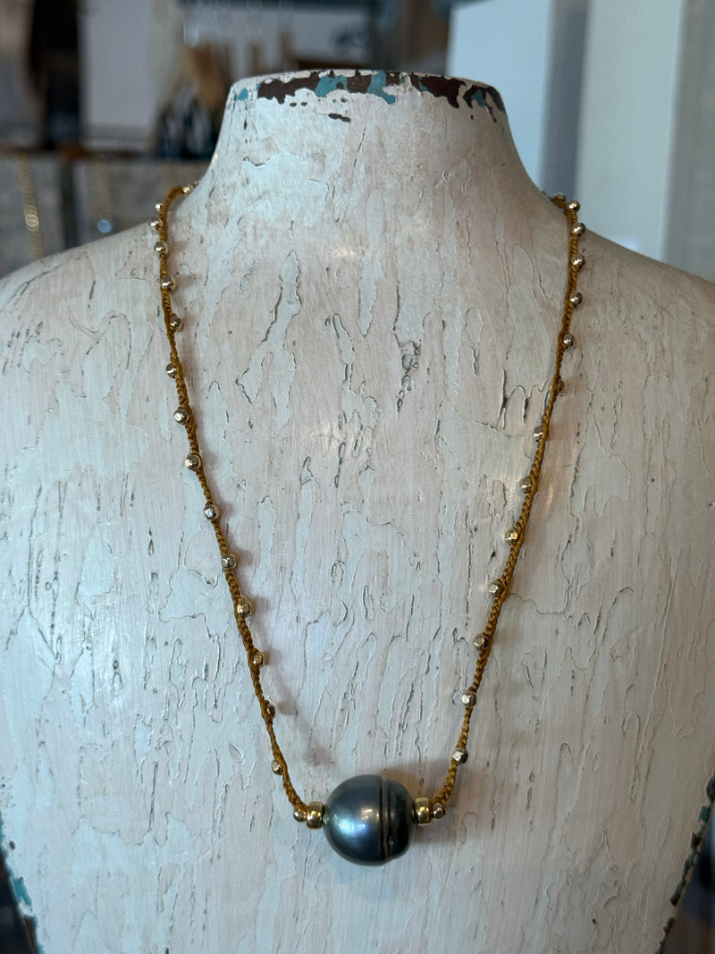 Single Tahitian Pearl Light Brown