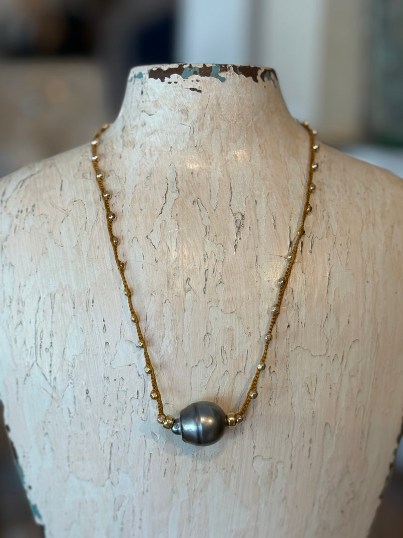 Single Tahitian Pearl Light Brown