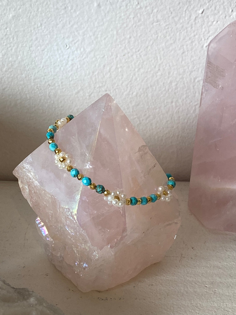 Gemstone Daisy Lei Bracelet