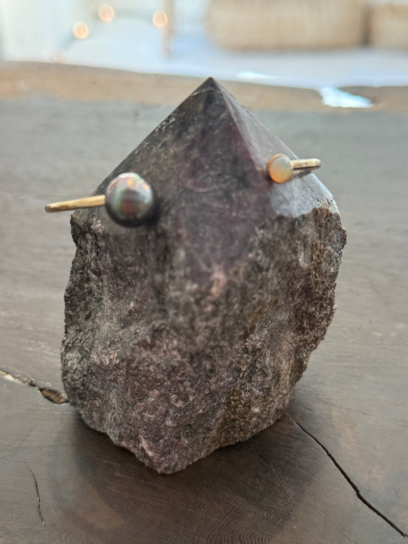Tahitian Pearl an Opal