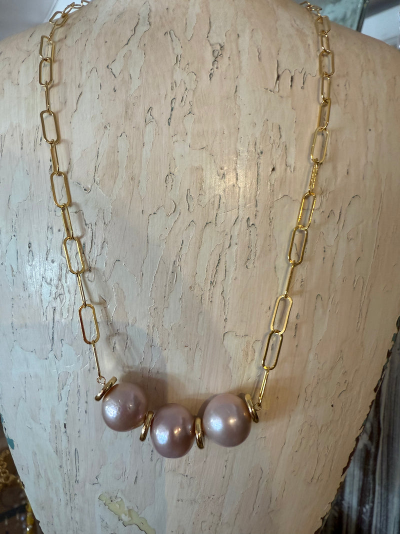 Dana Necklace