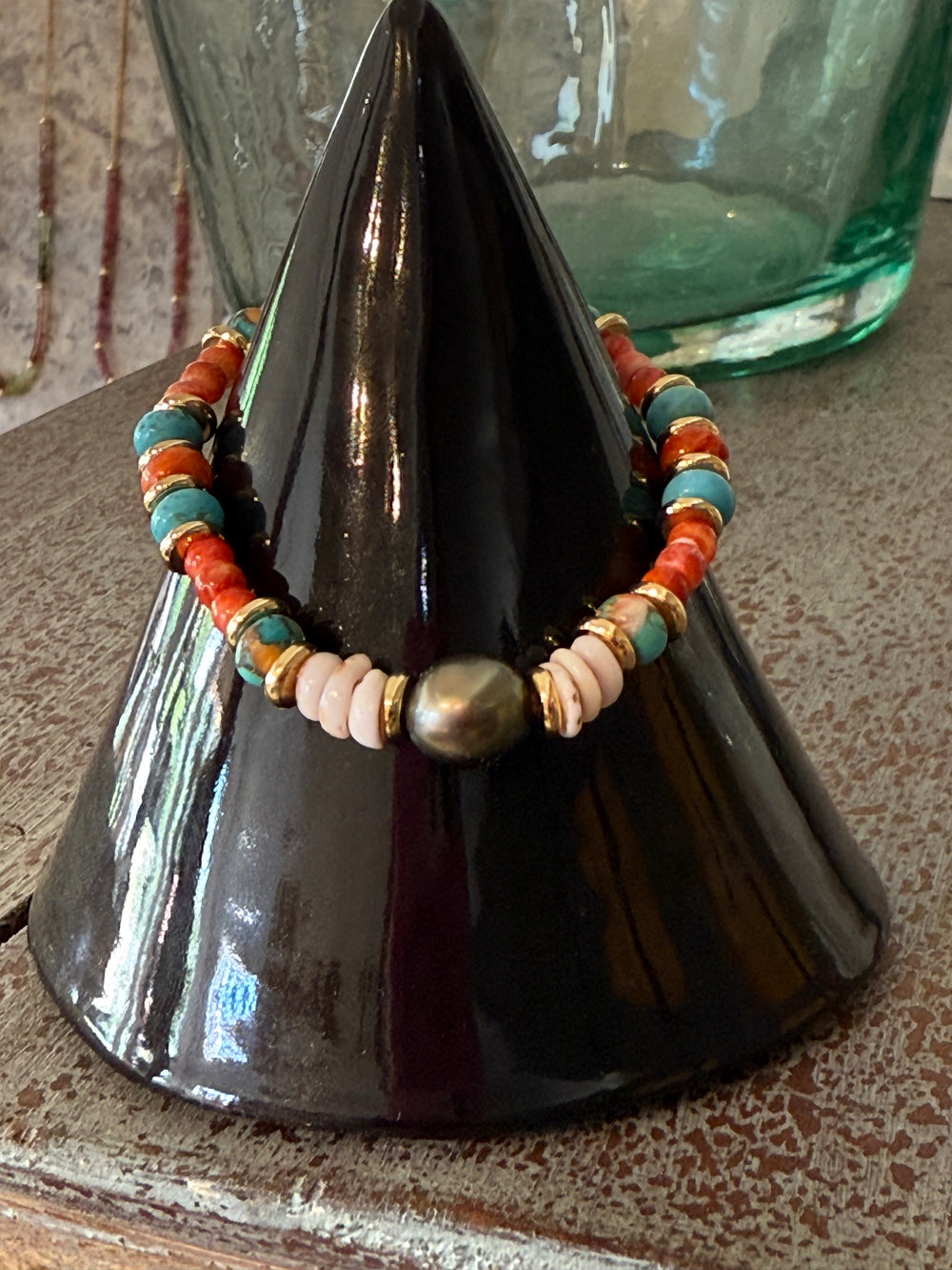 Pukas Spiny Oyster and Tahitian Pearl - Stretch