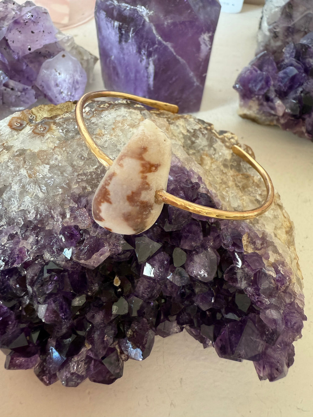 Mana Shell Cuff