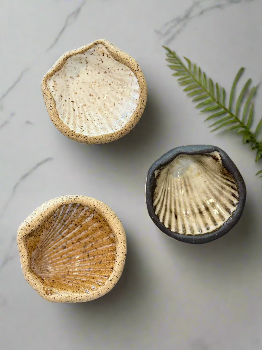 Ruth Moffatt CeramicsCeramic Seashell Trinket DishesTable top