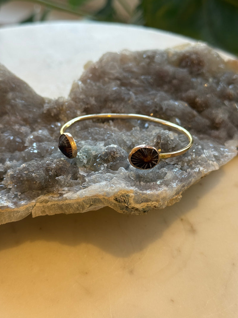 Double Opihi Cuff