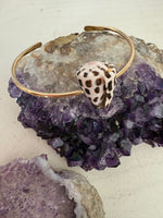 Mana Shell Cuff