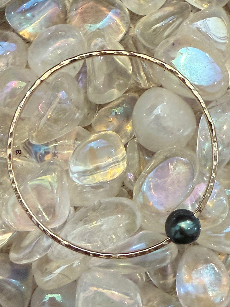 Pearl or Shell Hammered Bangles