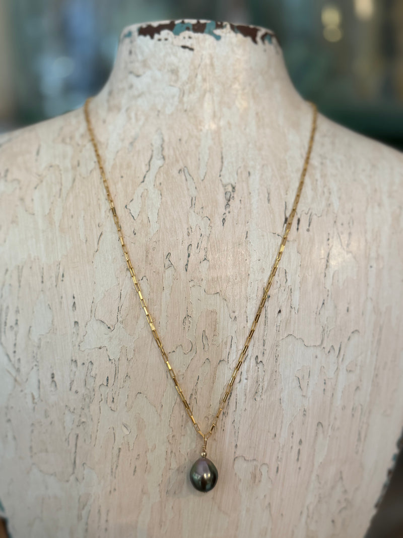 Dainty Pearl Drop Necklace