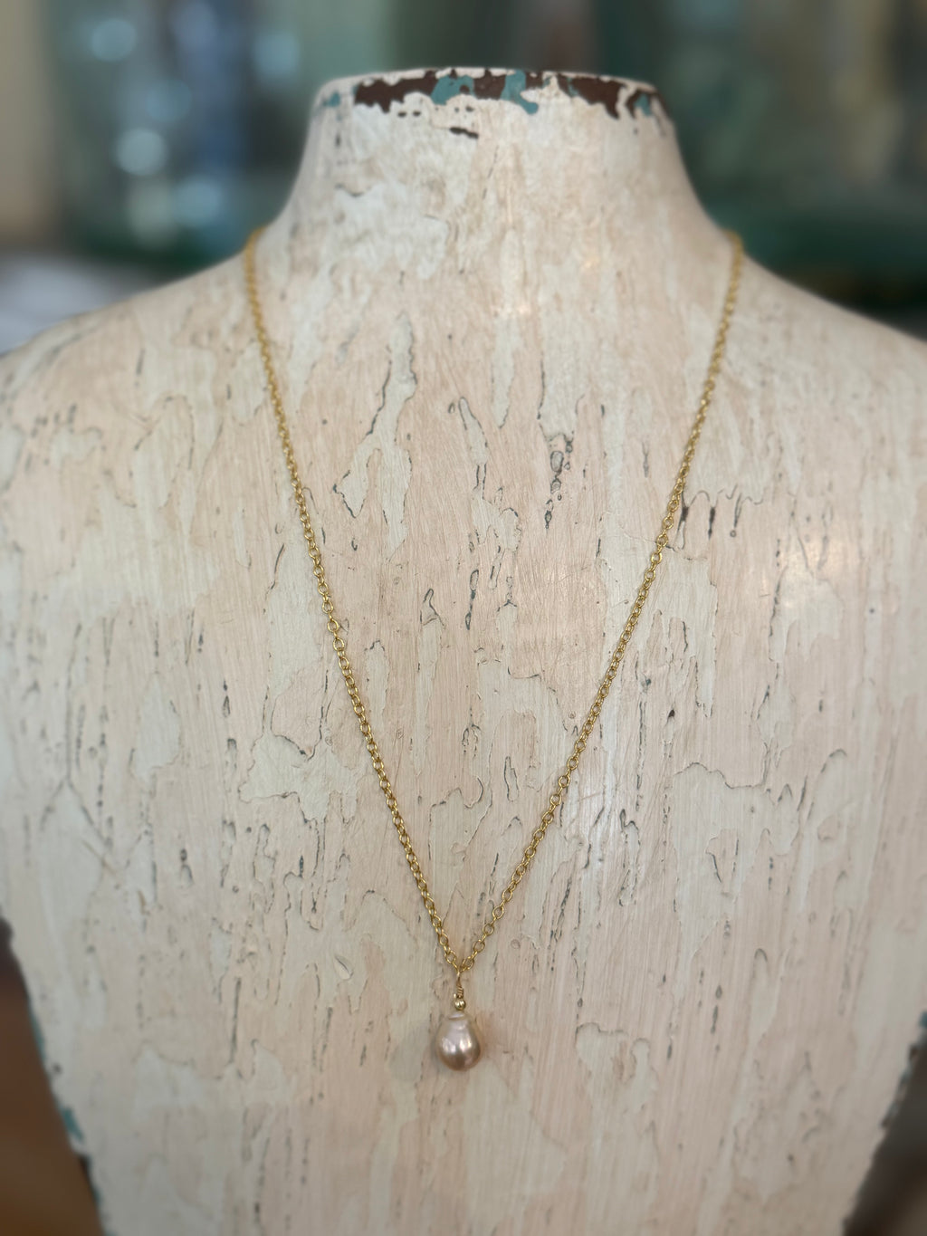 Dainty Pearl Drop Necklace