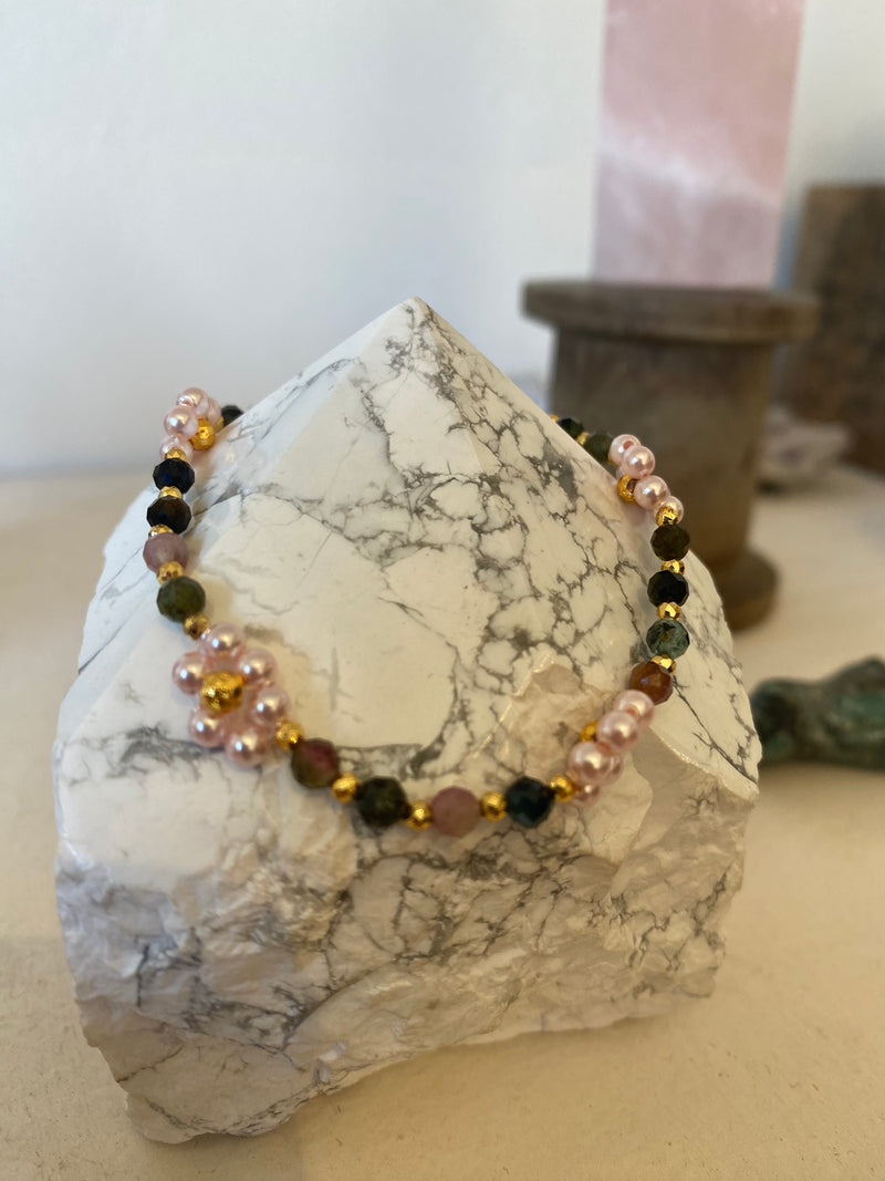 Gemstone Daisy Lei Bracelet