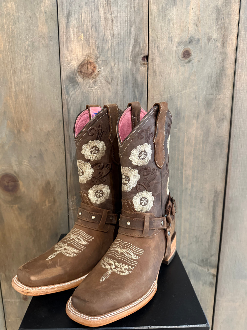 Size: 9 Chocolate Brown