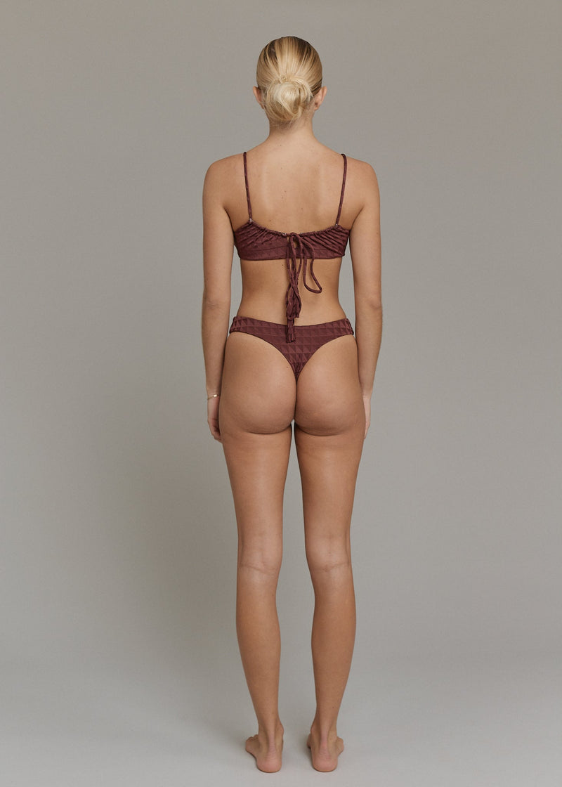 ACACIA Calyx Top