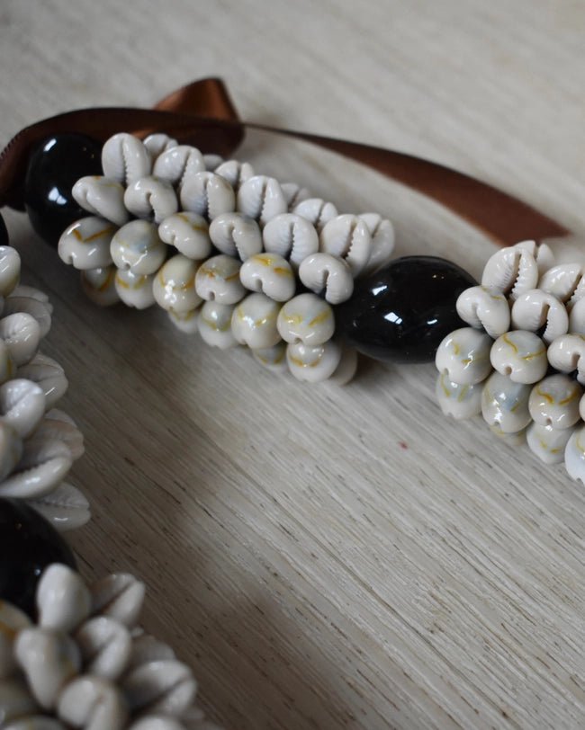 RSHChunky Gray Cowrie and Kukui LeiNecklaces
