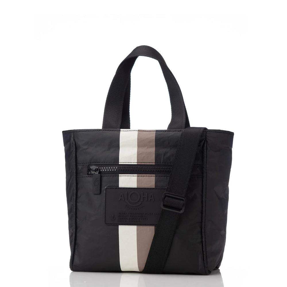 Le Voyageur/Black