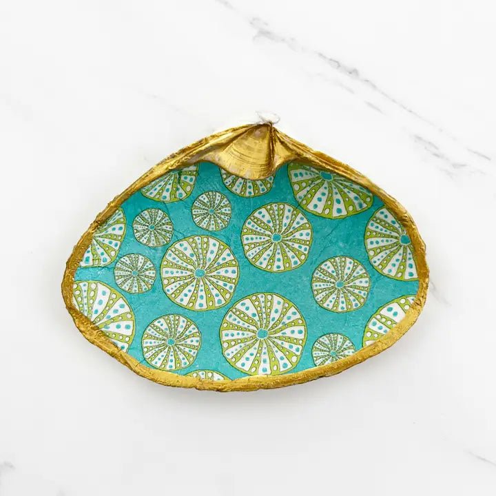 ADODecoupage Clam ShellsTable top