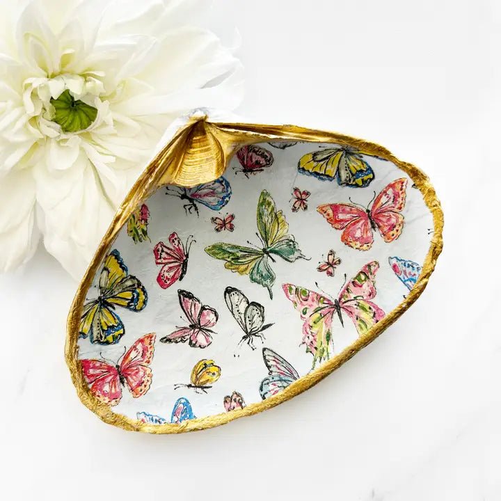 ADODecoupage Clam ShellsTable top