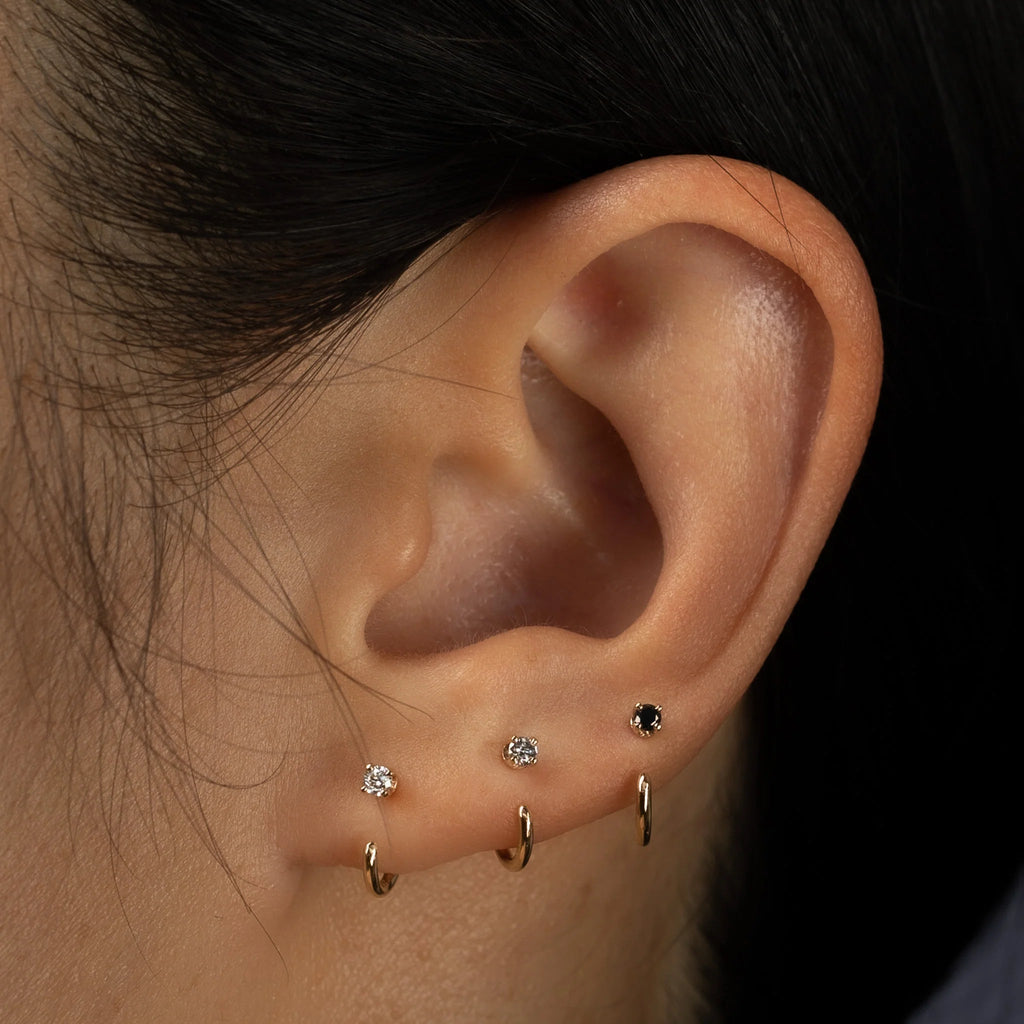 Yu MonoGrey Diamond ClawEarrings