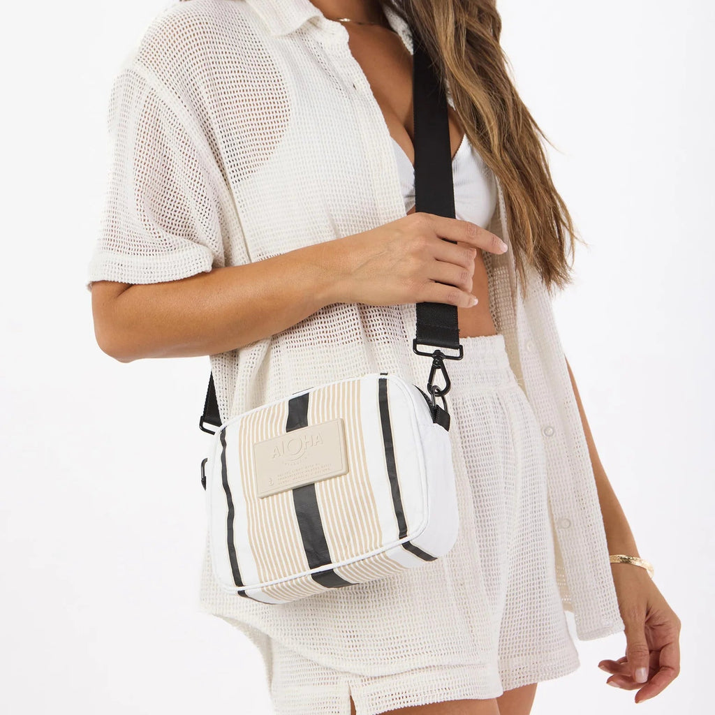 Aloha CollectionLe TourCrossbody Bags