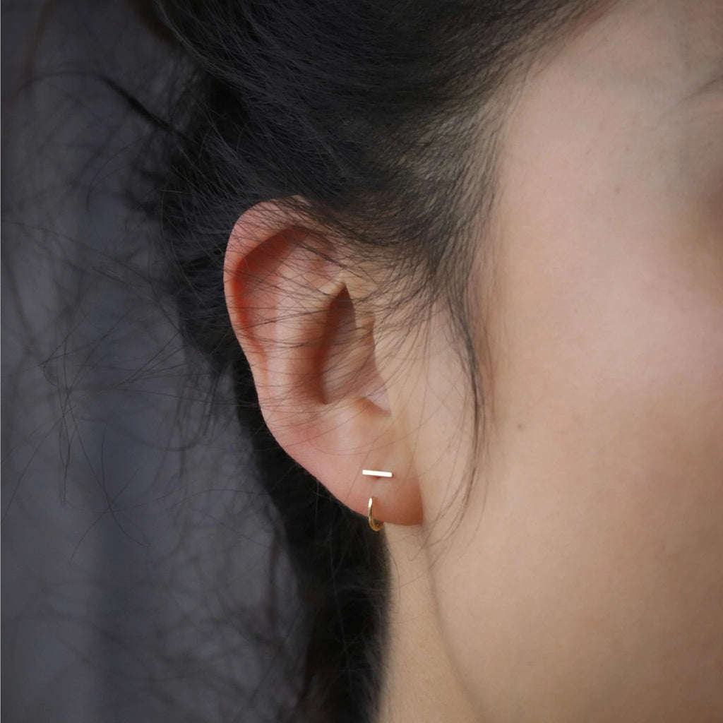 Yu MonoLinear ClawEarrings