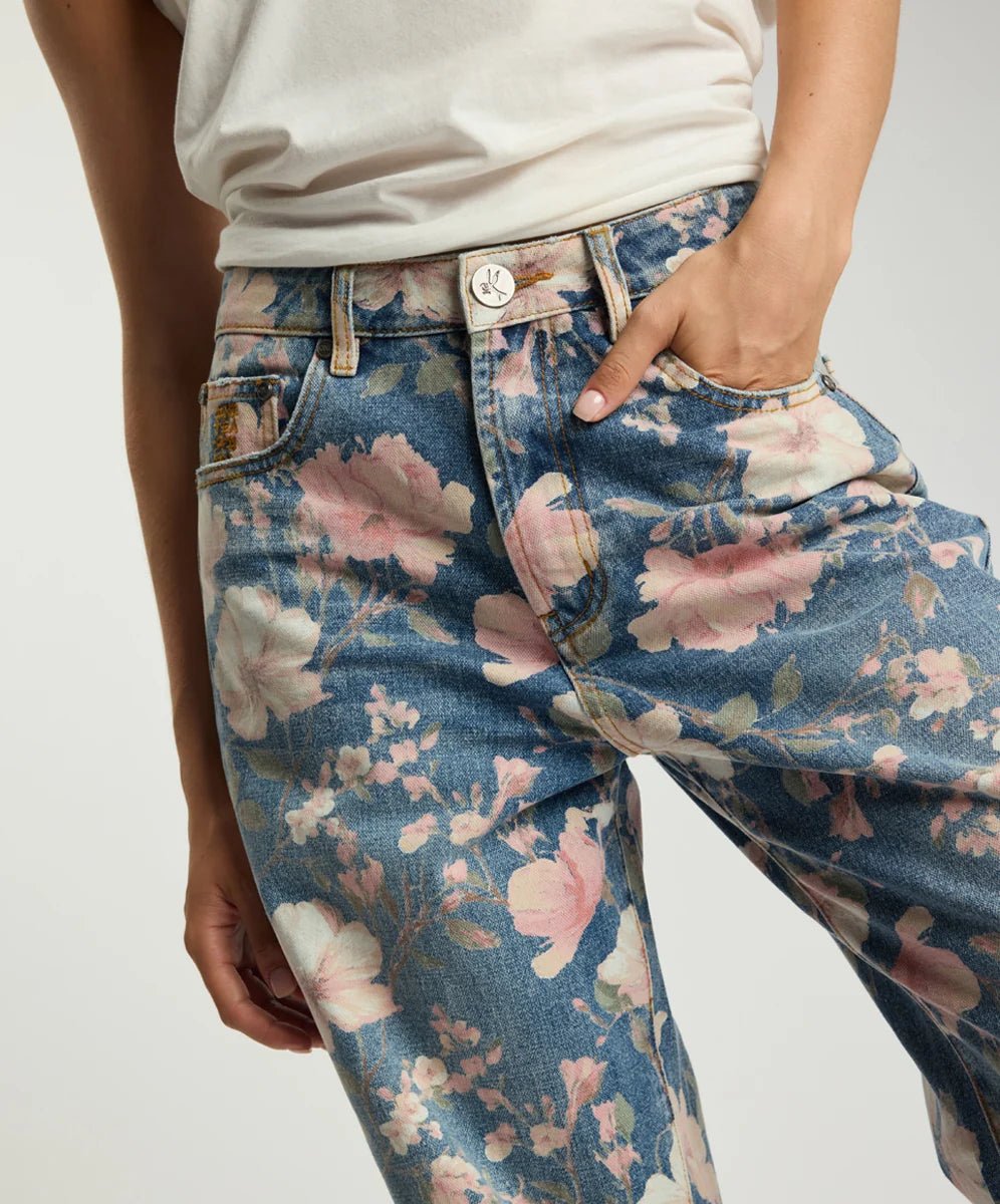 One TeaspoonLovelorn Icon High Waisted Straight LegJeans