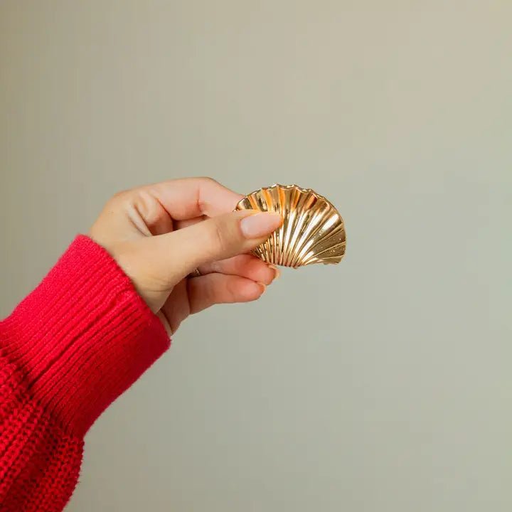A.N.DSmall Gold Seashell ClipHair Clips