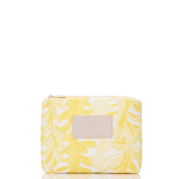 Lei Stands-Yellows