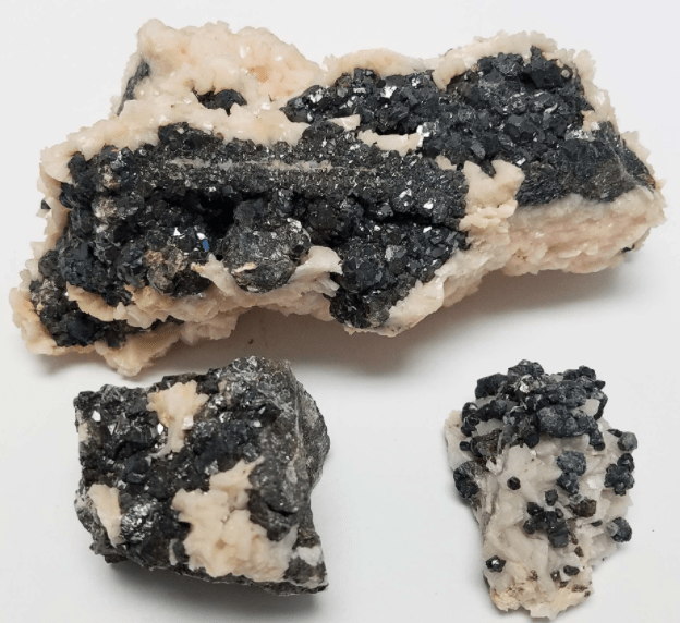 Sphalerite With Calcite