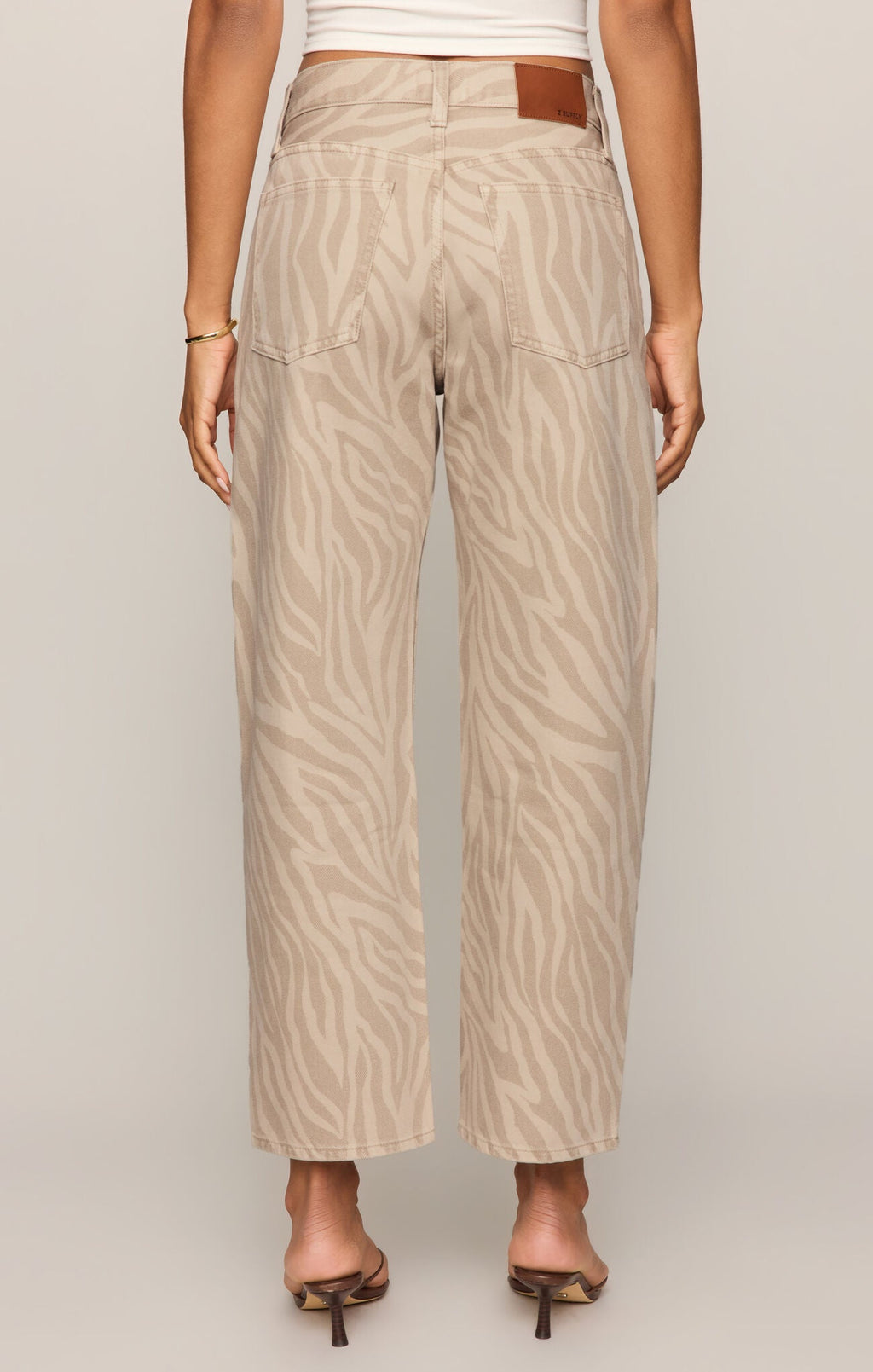 Z SupplyThe Off Duty Bowed AnkleJeans